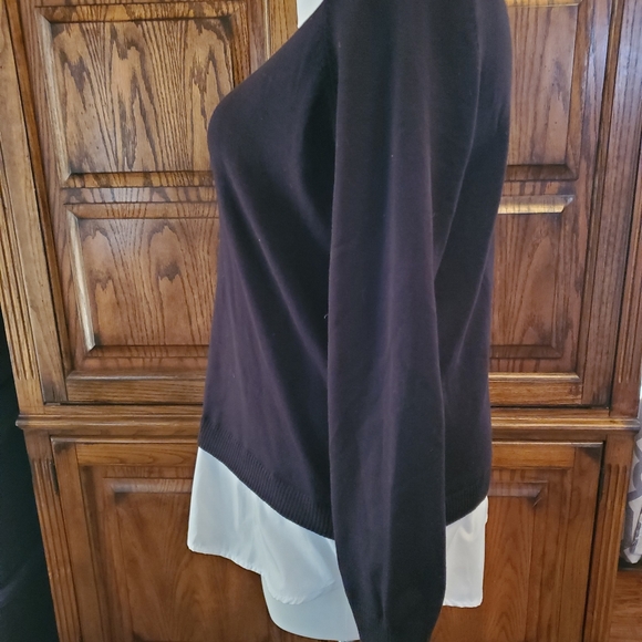 Sweater - Picture 2 of 4